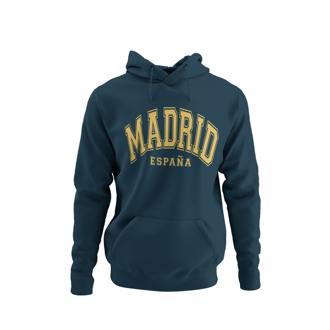 Sudadera azul con capucha y diseño universitario que dice "Madrid España", ideal como recuerdo de viaje o regalo.