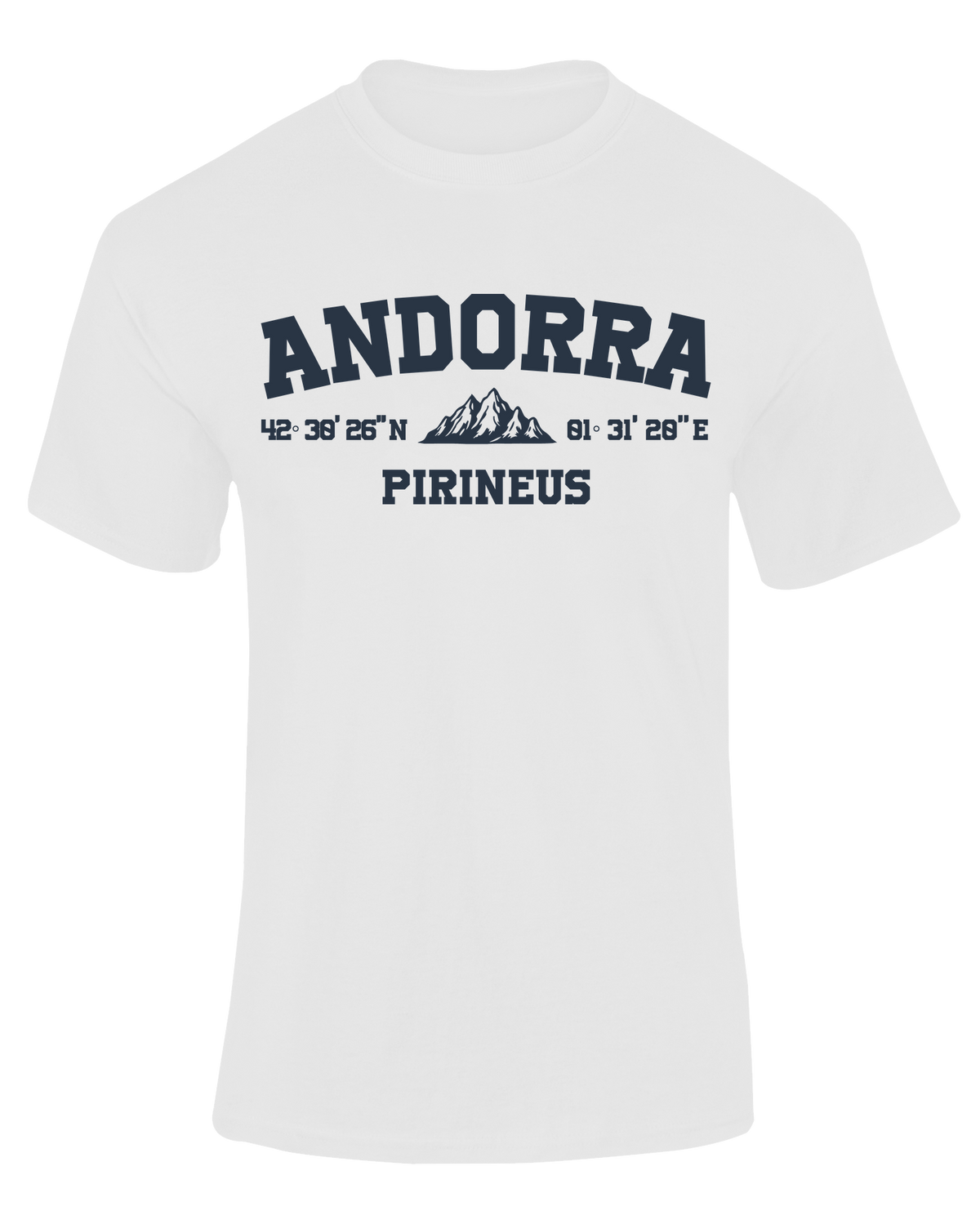 Camiseta Coordenadas Andorra blanca con texto "Andorra La Vella Pirineos" en azul marino – Destination.es
