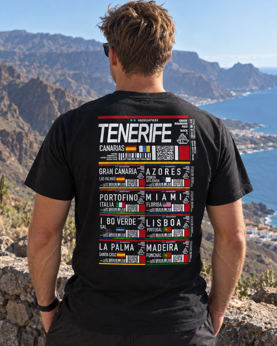 Modelo con Camiseta Cruceros Tenerife negra, diseño estilo boarding pass de crucero – Destination.es