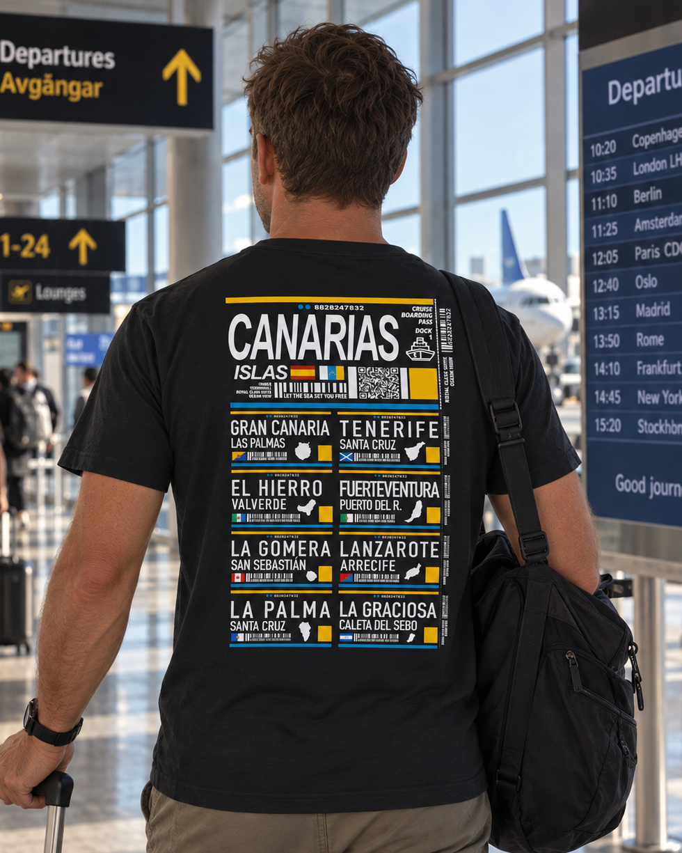 Modelo con Camiseta Multi Boarding Canarias negra, diseño estilo boarding pass de las islas – Destination.es